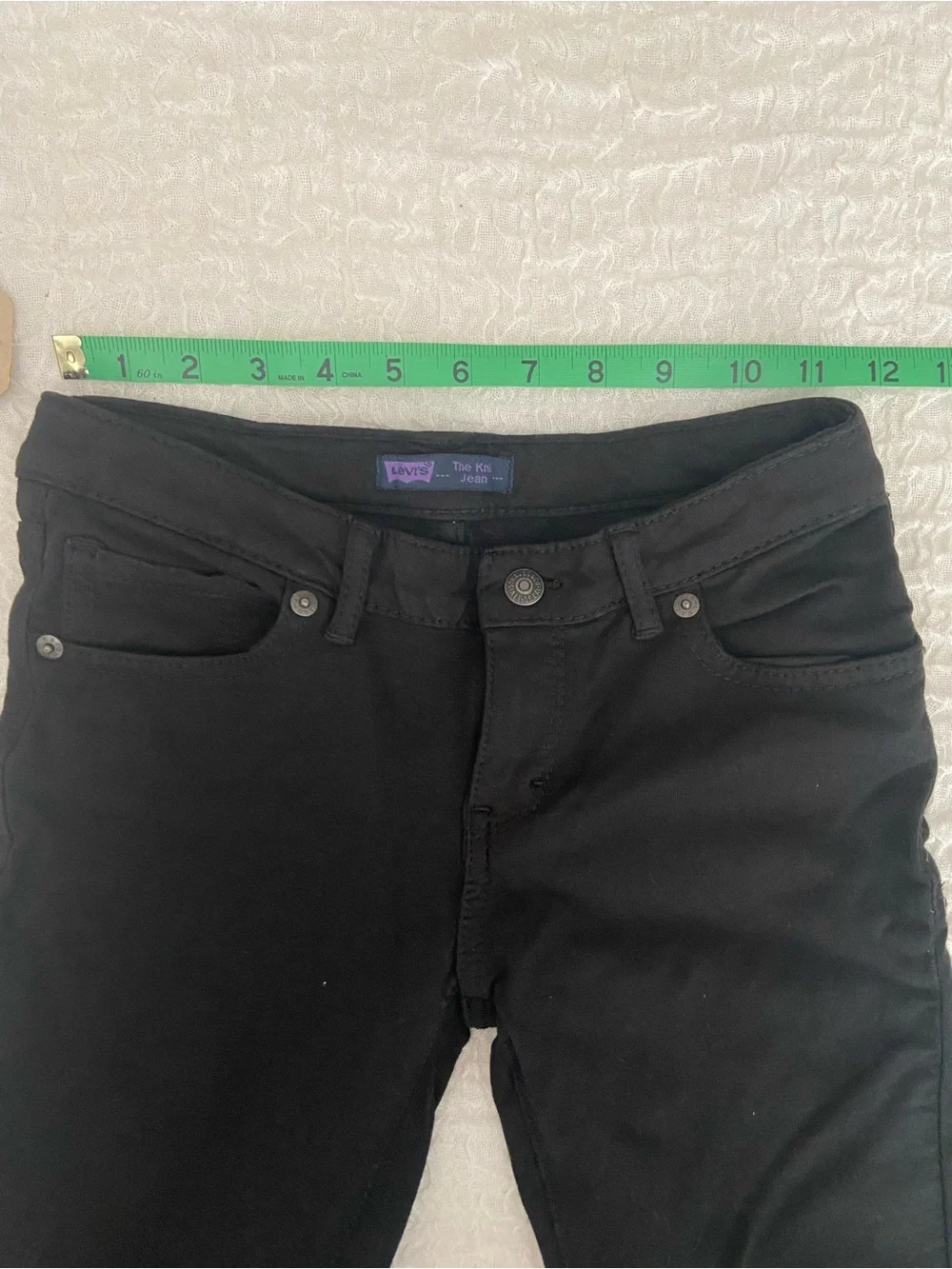 NWT LEVIS BLACK KNIT GIRLS JEANS